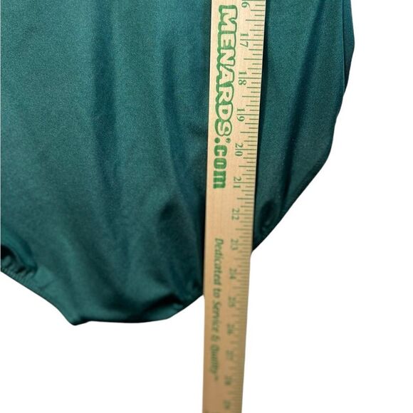 balera size MA Round Collar Lustre Leotard GREEN - Picture 14 of 16